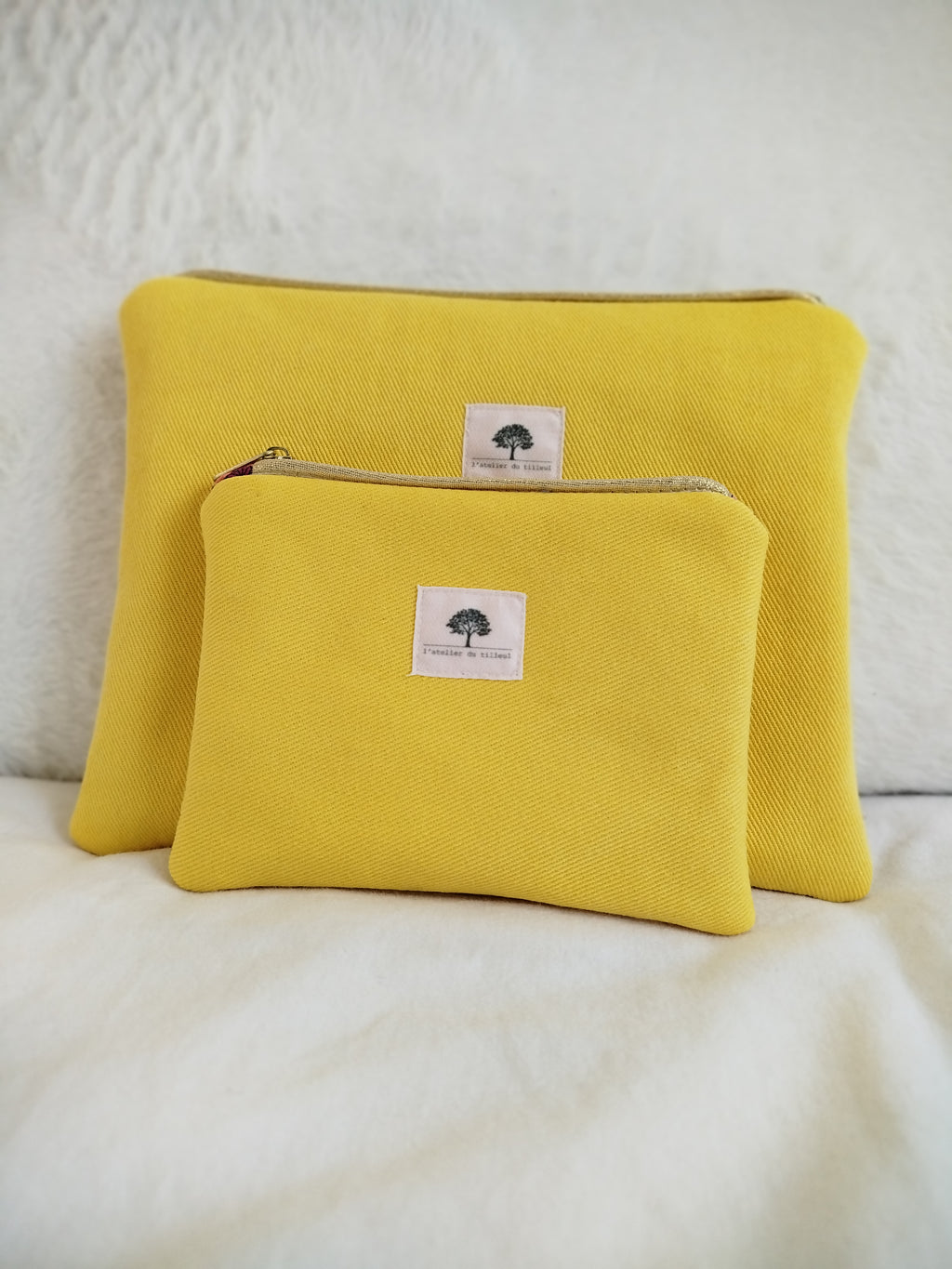 Pochette zippée artisanal cousu main tissu jaune vif