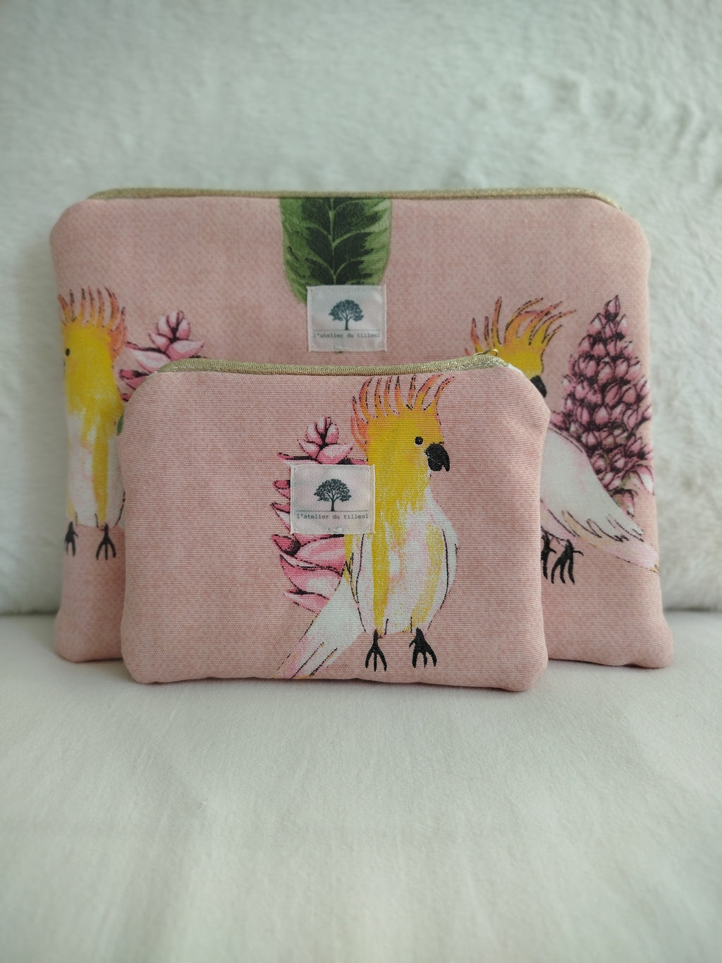 Pochette zippée artisanal cousu main tissu rose 