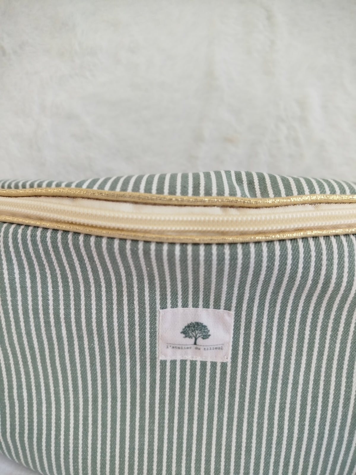 Sac banane artisanal cousu main tissu rayure vert sauge