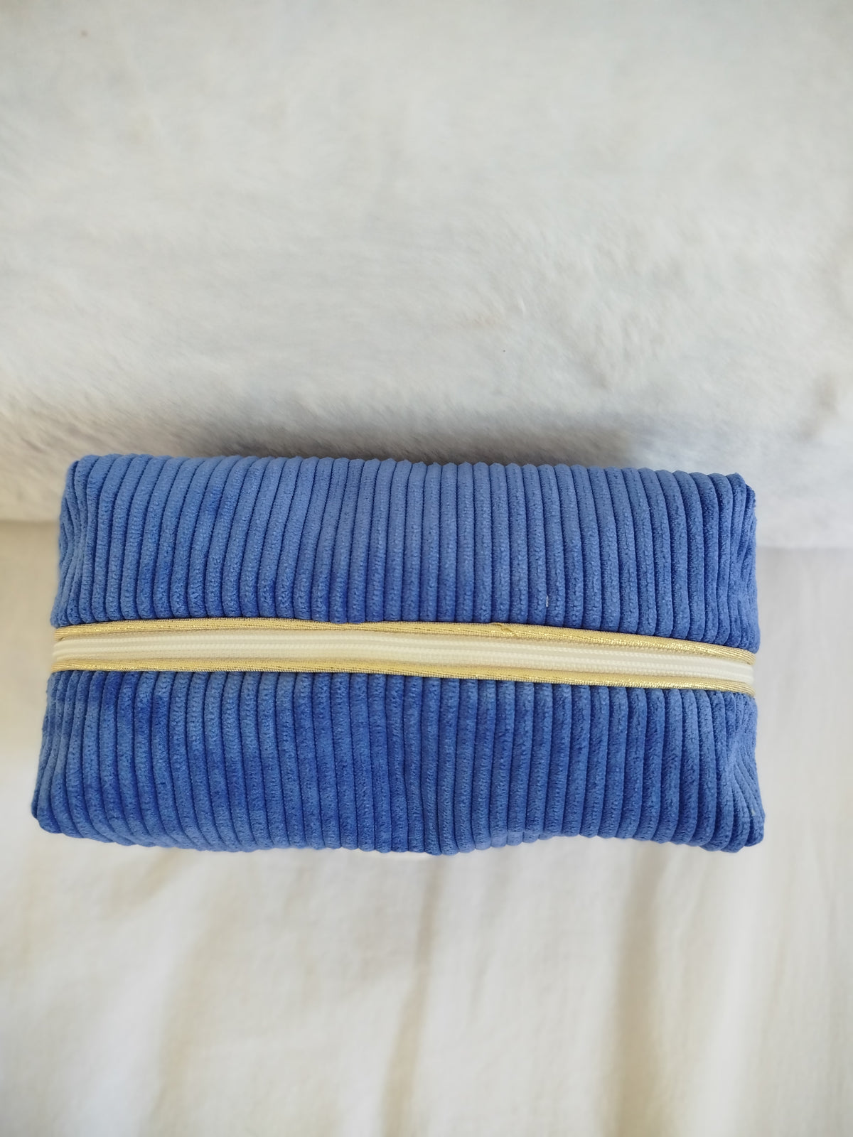 Trousse de toilette artisanal cousu main tissu velours bleu