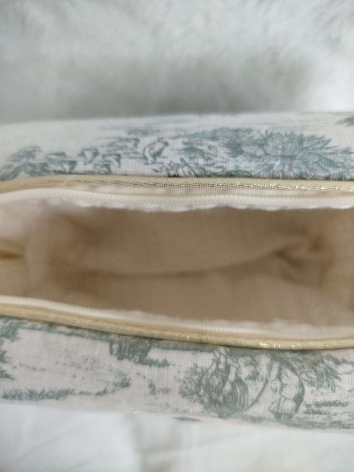 Trousse de Toilette Artisanale - Petit modèle toile de Jouy verte